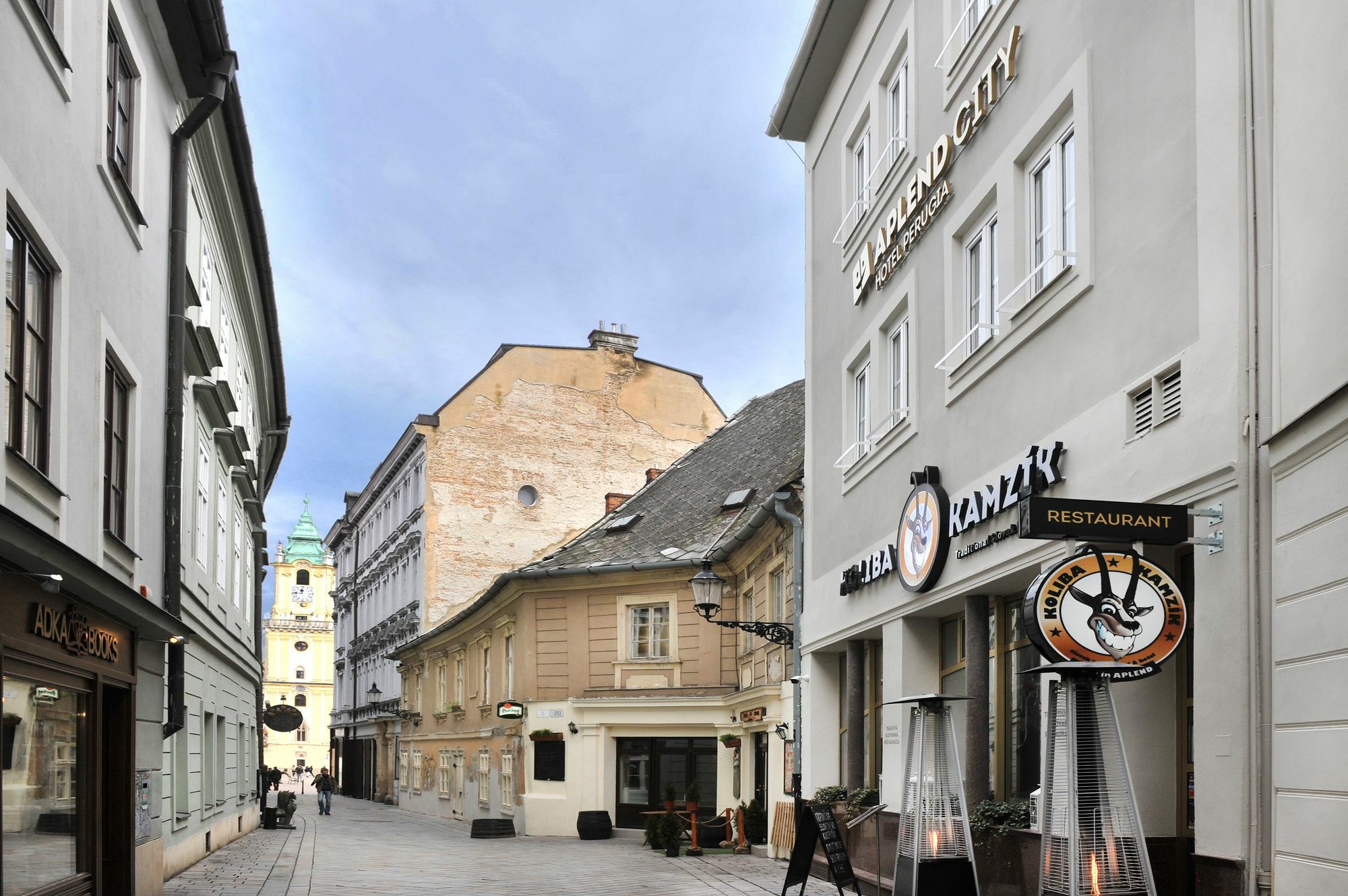 Aplend City Laurinska 11 Bratysława Zewnętrze zdjęcie